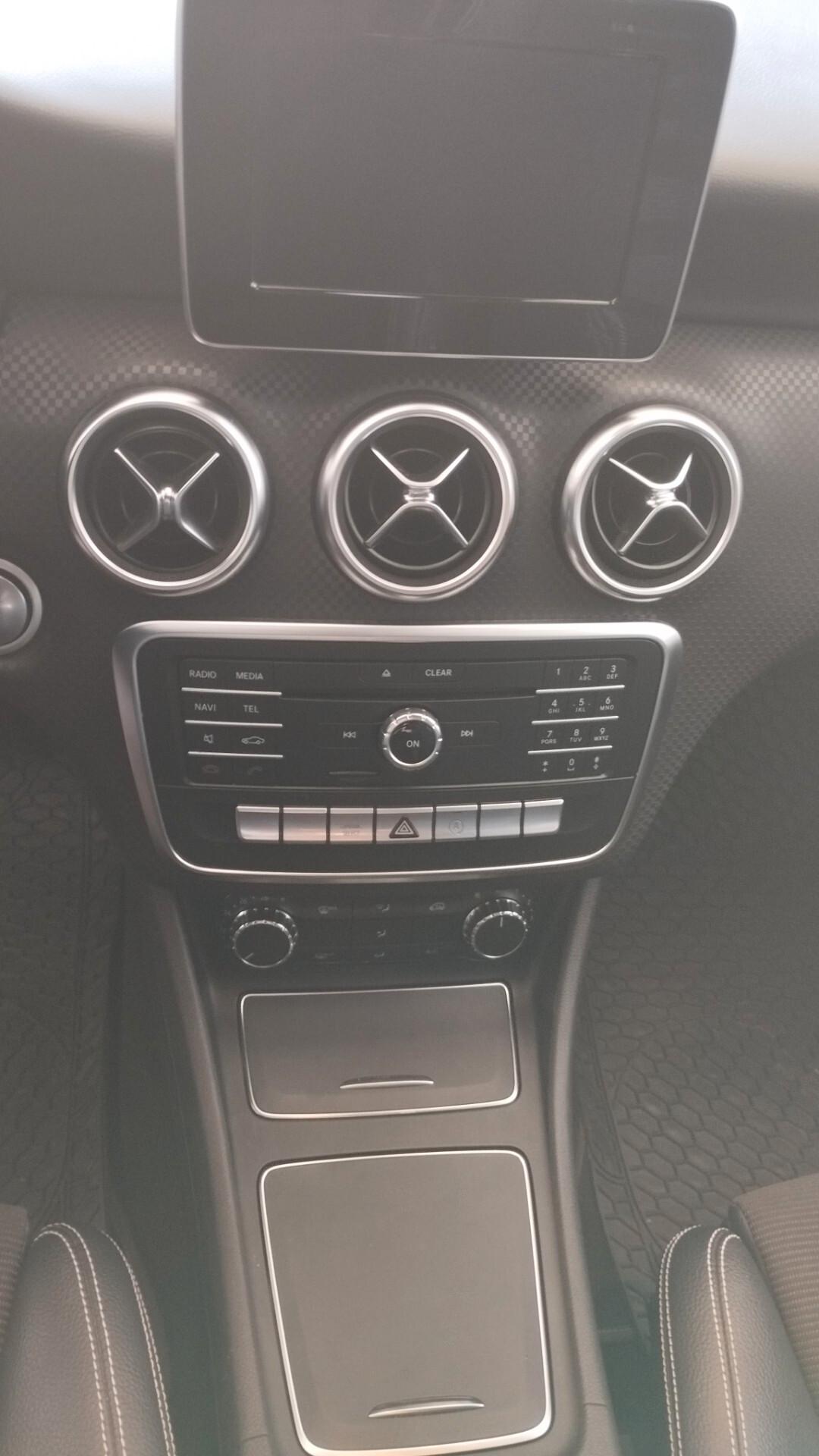 Mercedes-benz A 180 d Automatic Premium