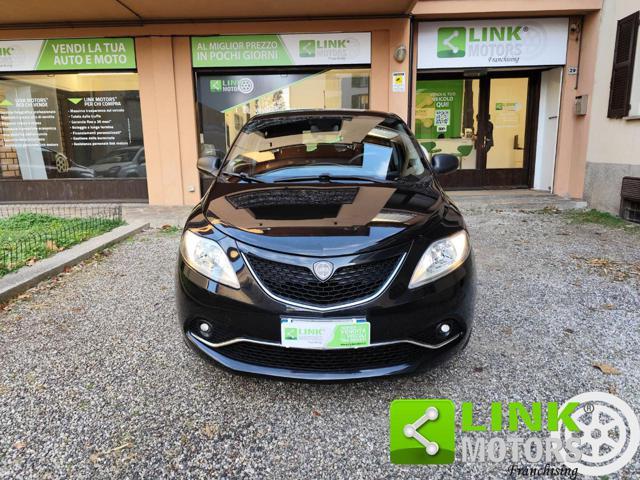 LANCIA Ypsilon 1.2 69 CV 5 porte GPL Ecochic Silver NEOPATENTATI