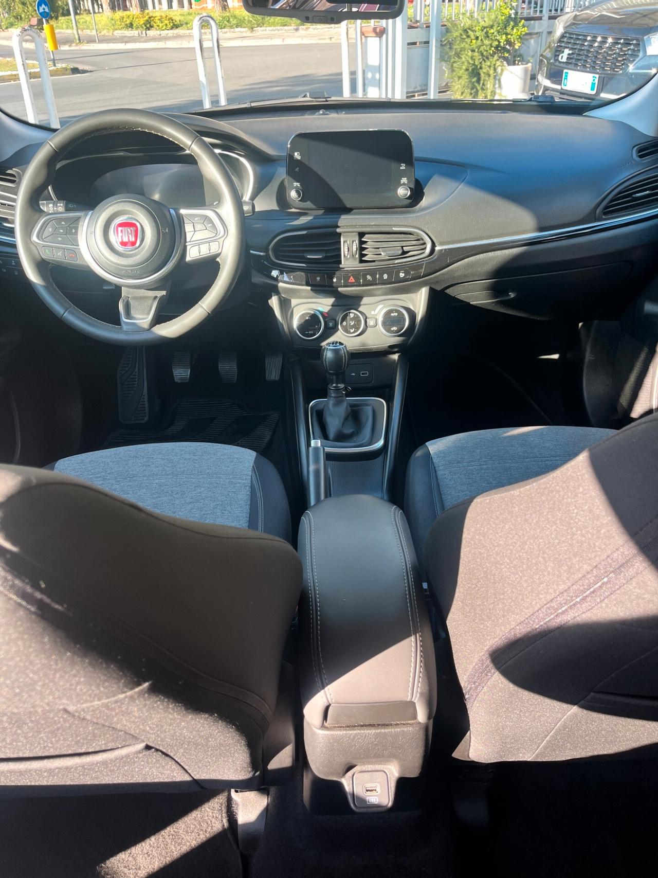 Fiat Tipo 1.6 Mjt 130 CV CROSS KM CERTIFICATI 1 PROPRIETARIO 2022