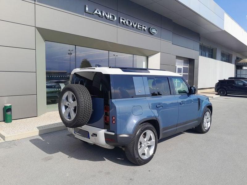 Land Rover Defender 3.0D I6 250 110 SE AWD auto.
