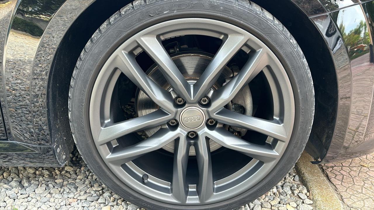 Audi TT Coupé 2.0 TDI ultra