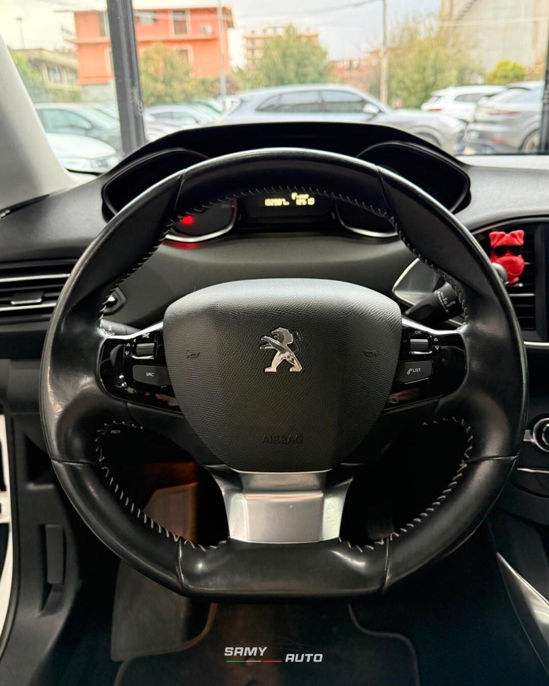 Peugeot 308 1.6 e-HDi 115 CV