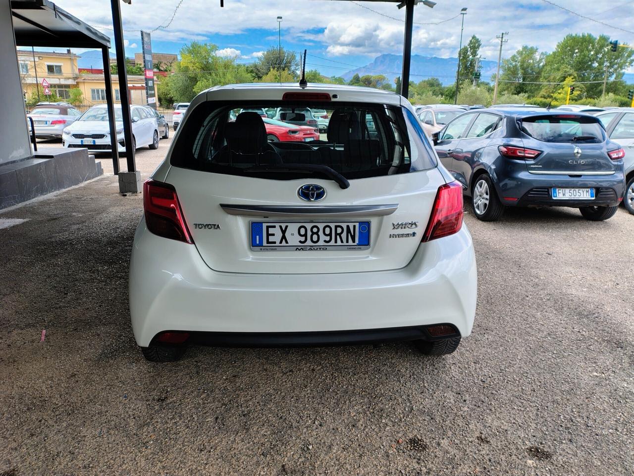 Toyota Yaris 1.5 Hybrid 5 porte Lounge