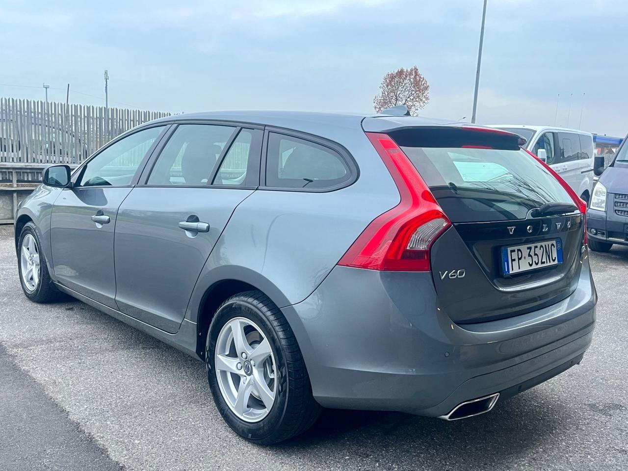 Volvo V60 D2 Kinetic Euro 6