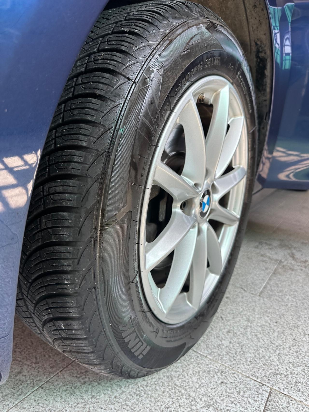 Bmw 216 216d Active Tourer Advantage