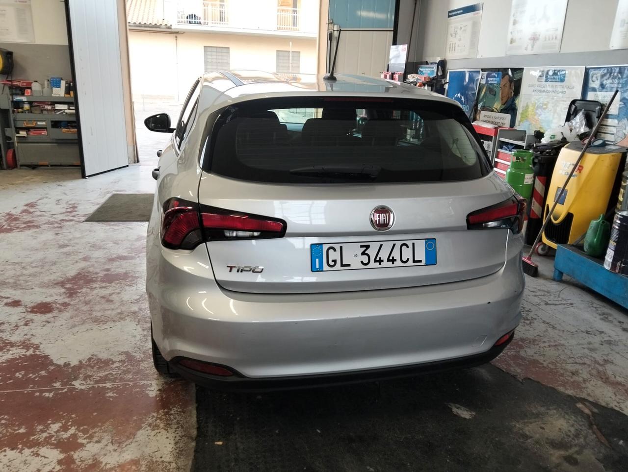 Fiat Tipo 1.0 5 porte