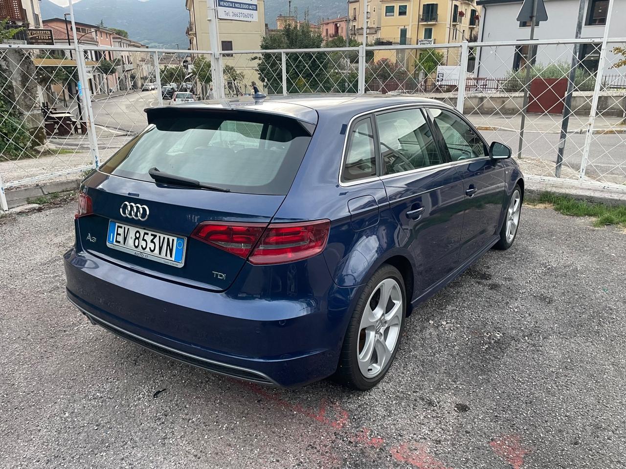 Audi A3 SPB 1.6 TDI Sline