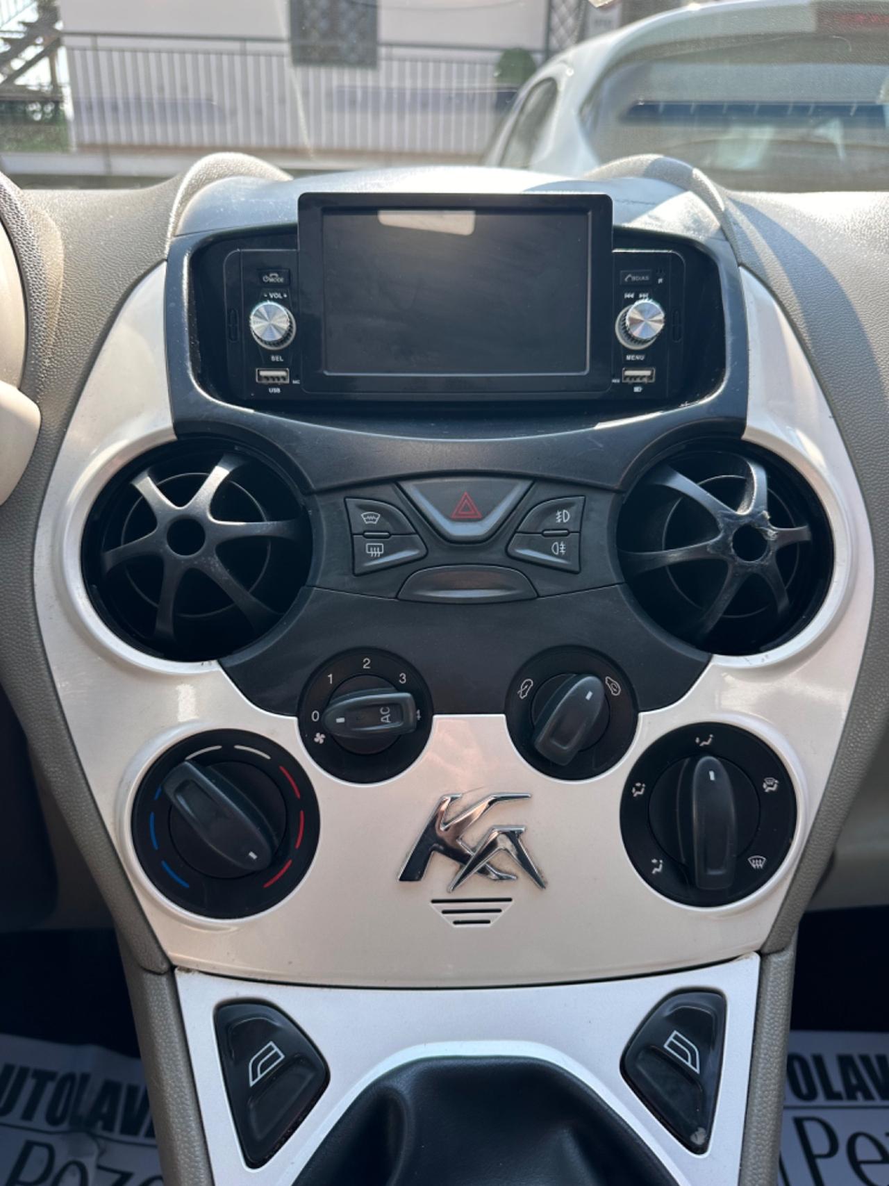 Ford Ka 1.3 TDCi 75CV Titanium