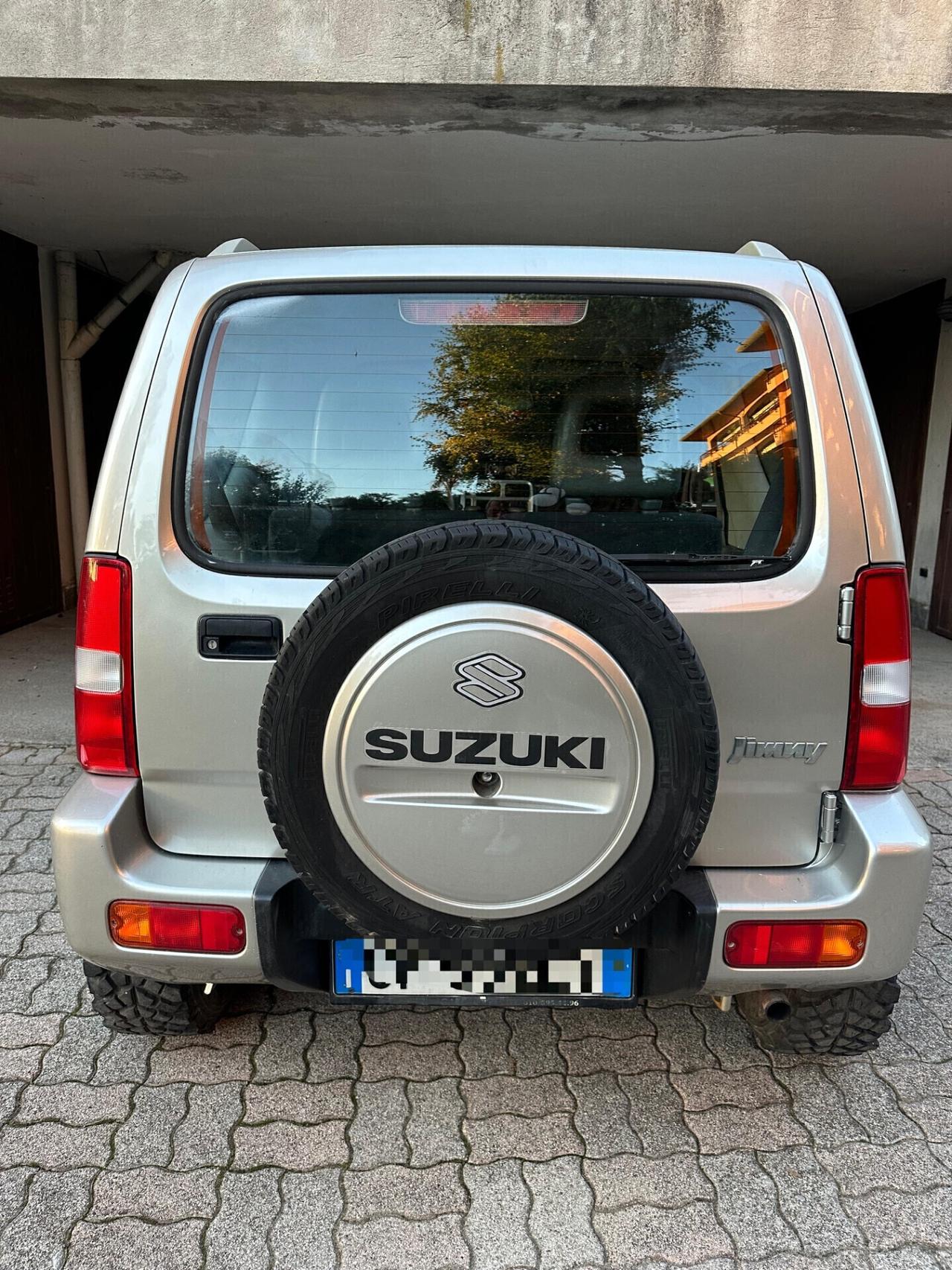 Suzuki Jimny 1.3i 16V cat 4WD JLX Mode