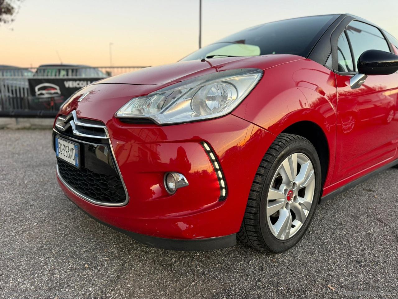 DS AUTOMOBILES DS 3 1.6 e-HDi 90 airdream EXCLUSIVE