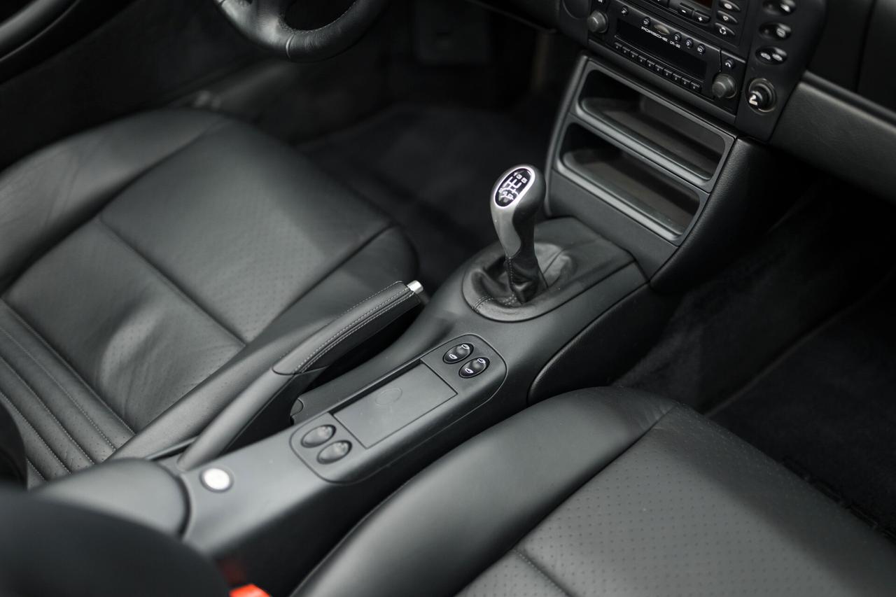 Porsche Boxster 2.7i 24V cat