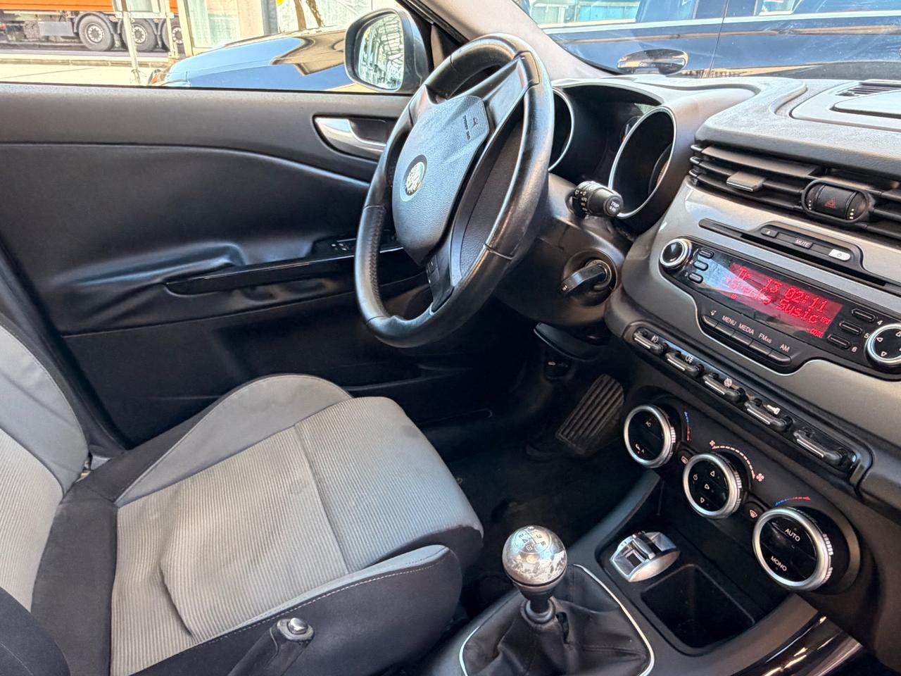 Alfa Romeo Giulietta 2.0 JTDm-2 140 CV Distinctive