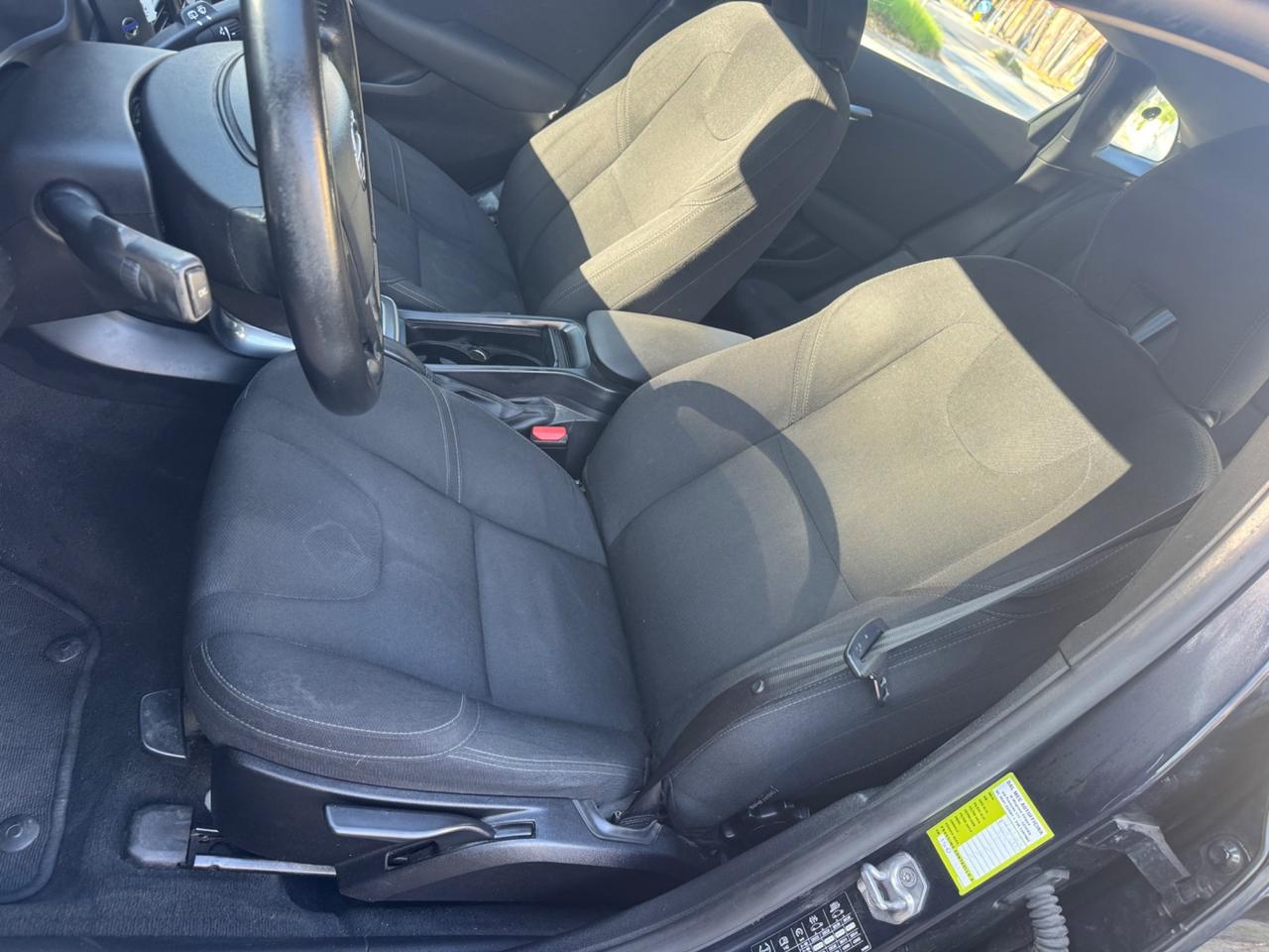 Volvo V40 D2 R-design 1.6 D neopaten garanzia 12m