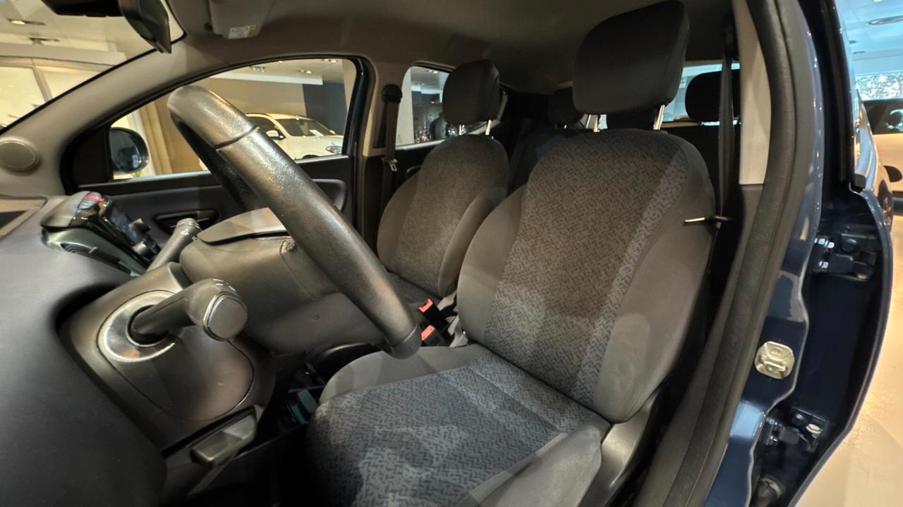 Lancia Ypsilon 1.0 70cv Hybrid Gold - 2023