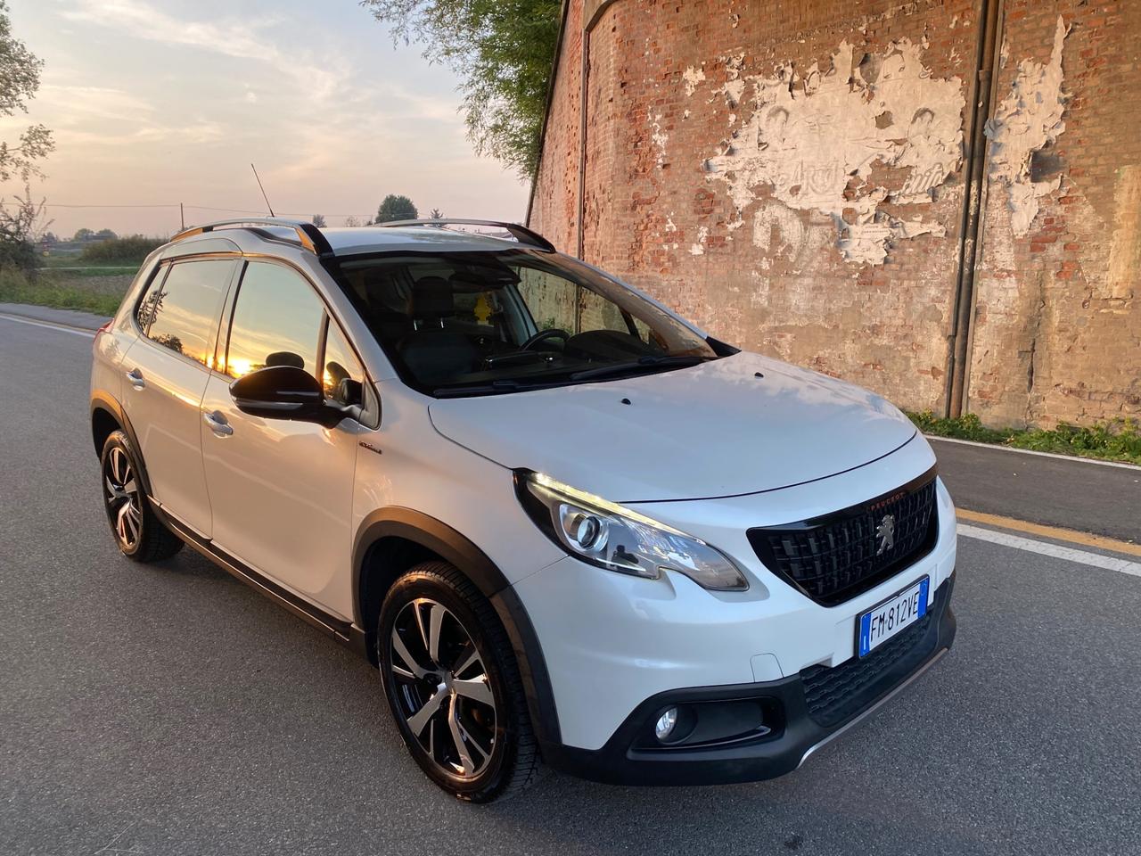 Peugeot 2008 Gt Line AUTOMATICA | OK NEOPATENTATI