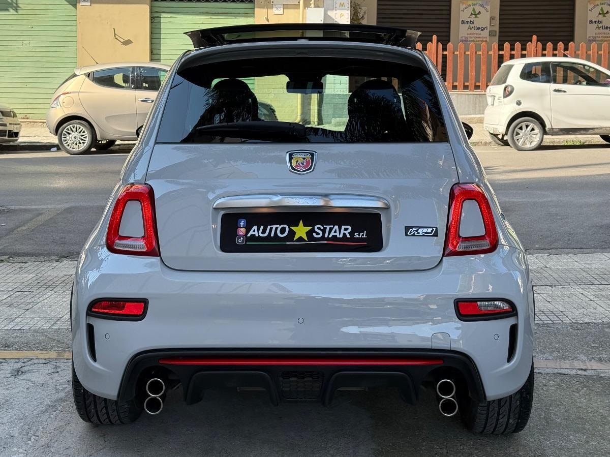 Abarth F595 1.4 Turbo T-Jet 165 CV