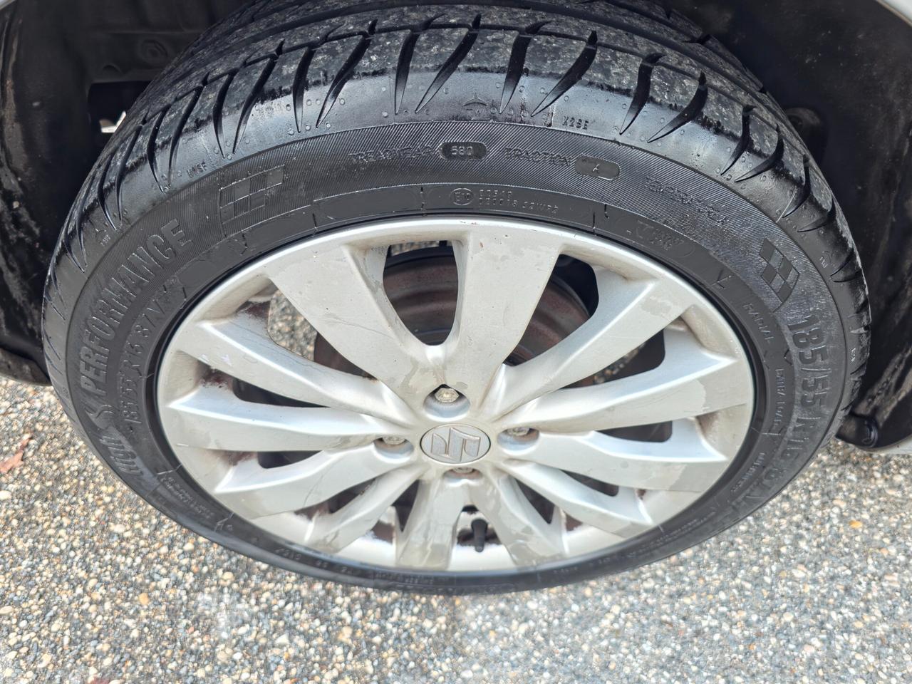 Suzuki Swift 1.3 DDiS 5 porte GL Top 2012-E5 Manuale NEO