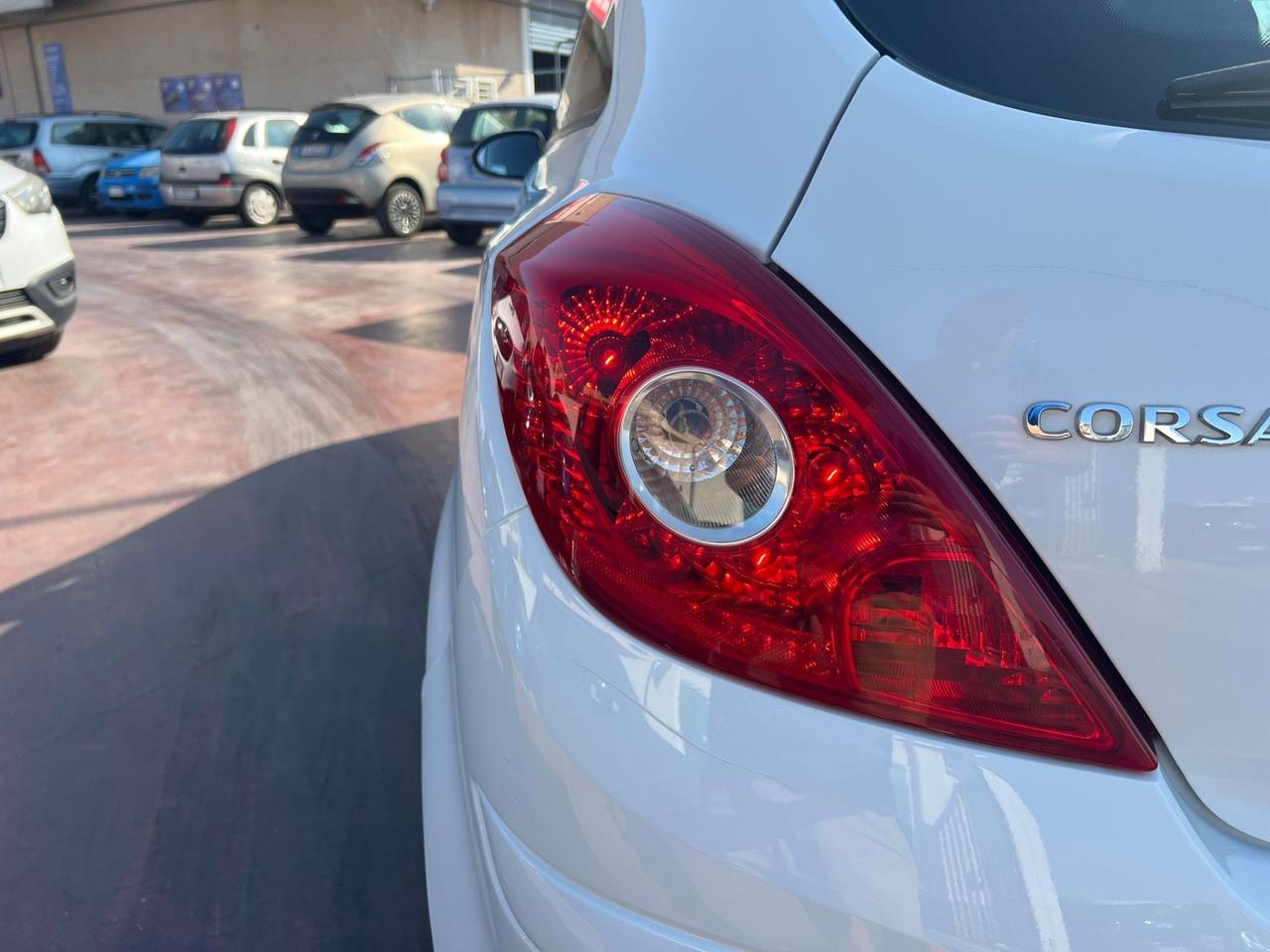 Opel Corsa 1.2 85CV 3 porte GPL-TECH Ecotec