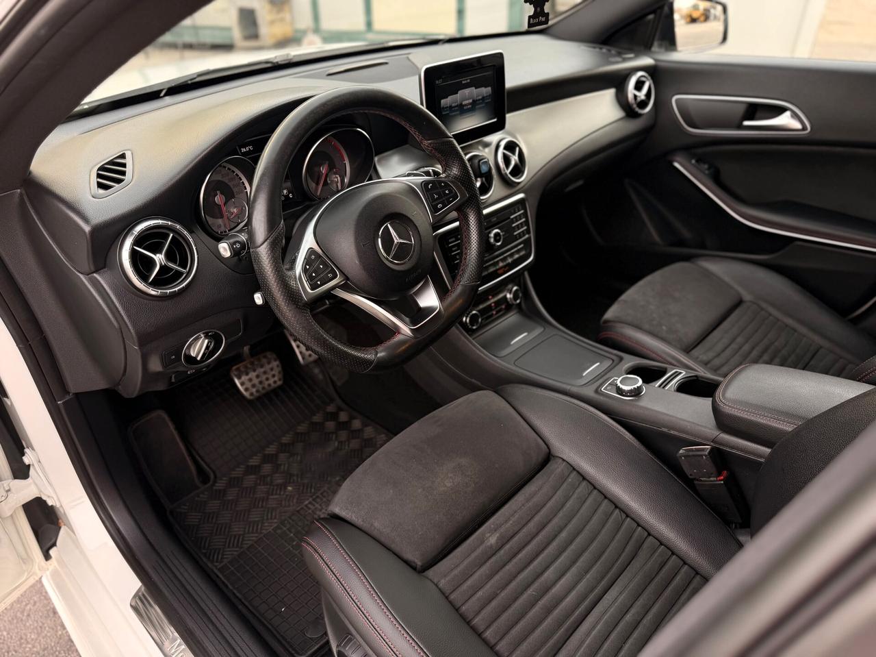 Mercedes-benz CLA 200 d S.W. Automatic Premium