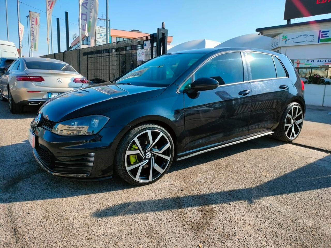 Volkswagen Golf GTD 2.0 TDI 5p. BlueMotion Technology