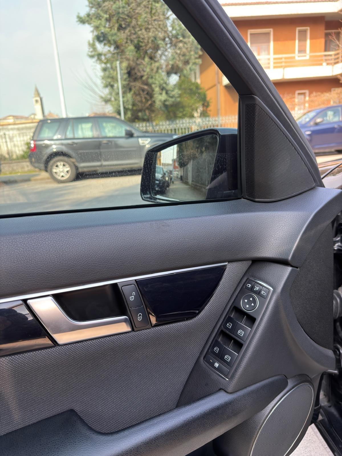 Mercedes-benz C 200 CDI BlueEFFICIENCY Avantgarde