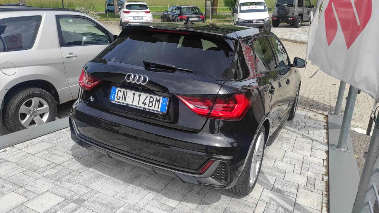 AUDI A1 1.0 TFSI 95CV BENZINA MANAULE S LINE
