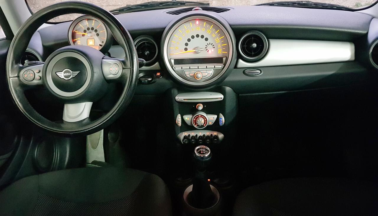 Mini Cooper 1.6 16V D Chili 04/2009