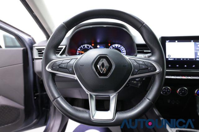 RENAULT Clio TCE 90 CV 5 PORTE BUSINESS FARI LED