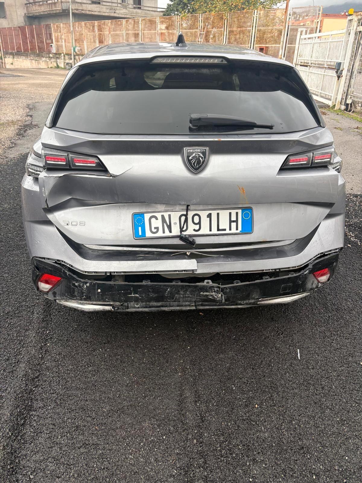 Peugeot 308 BlueHDi 130 S&S EAT8 SW Allure Pack SINISTRATA