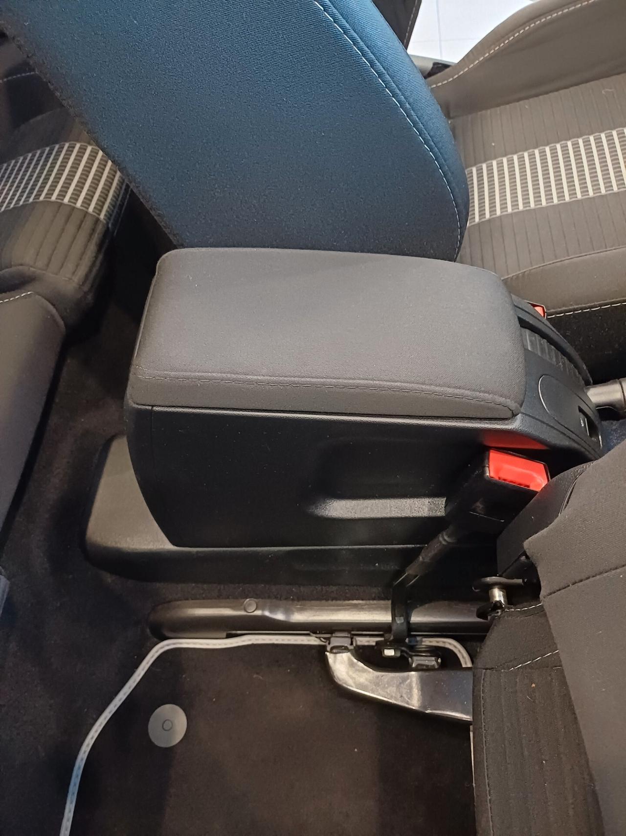 Volkswagen New Beetle 1.4 16V Cabrio Neopatentati