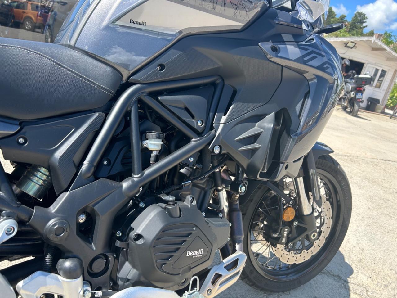 Benelli TRK 502 X