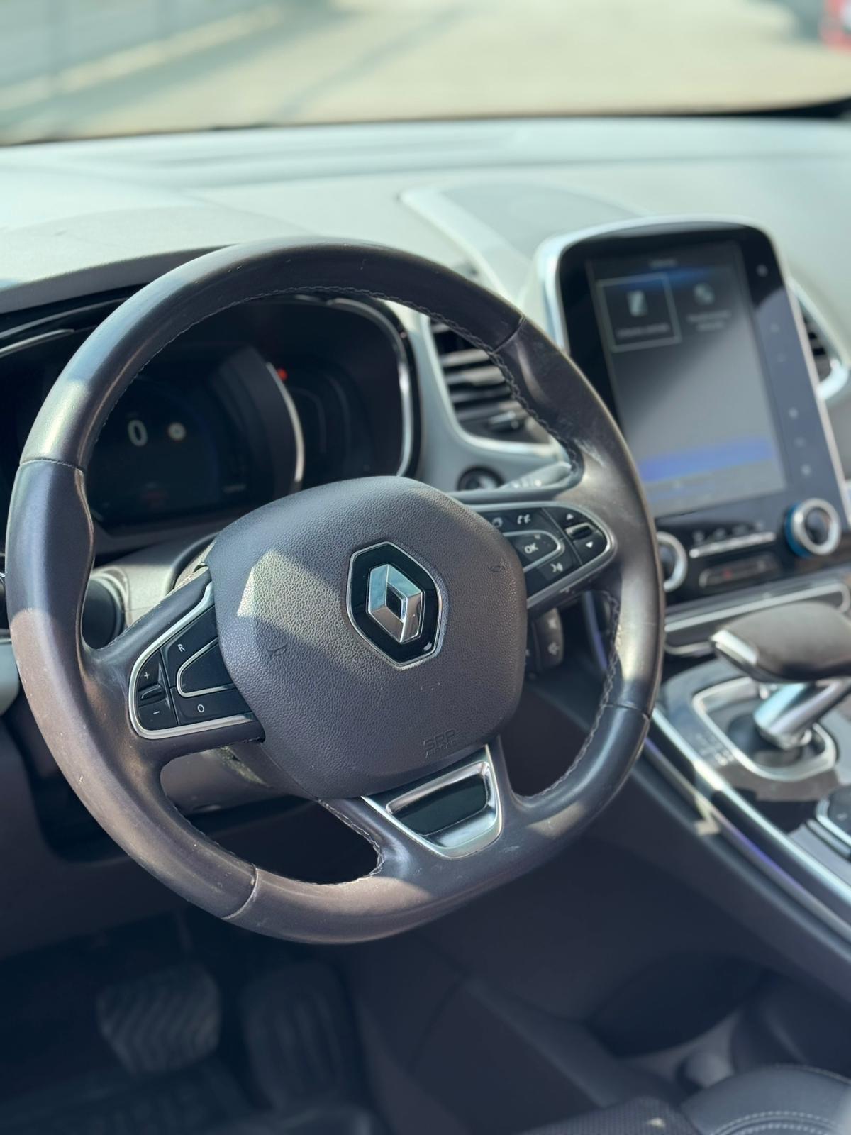 Renault Espace dCi 160CV EDC Energy Initiale Paris 4Control