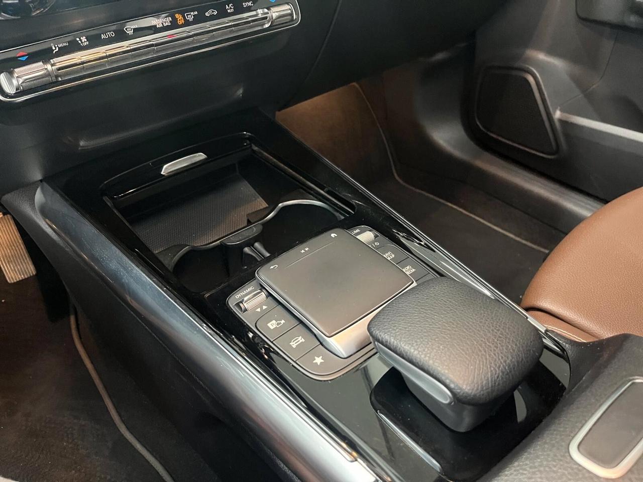 Mercedes-benz GLA 200 d Automatic Sport tetto 2020
