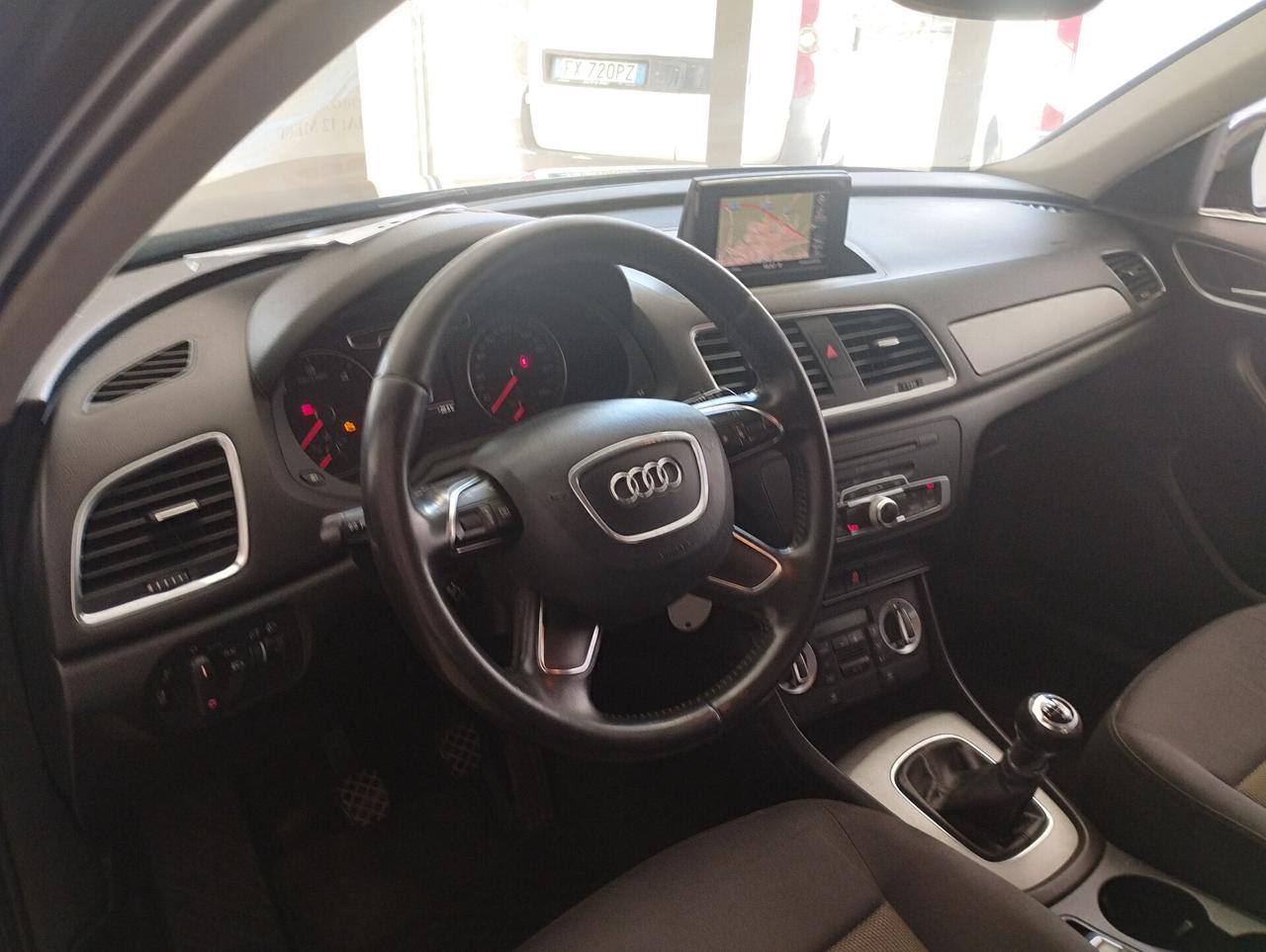 Audi Q3 2.0 tdi 136 CV