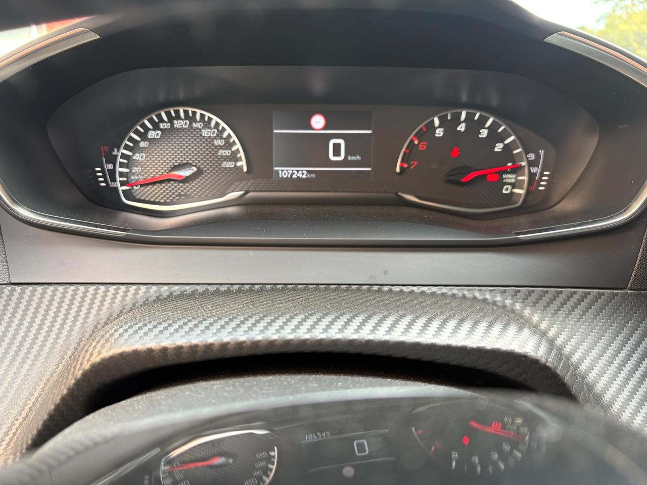 Peugeot 208 1.2 Benz 5p -Unico proprietario