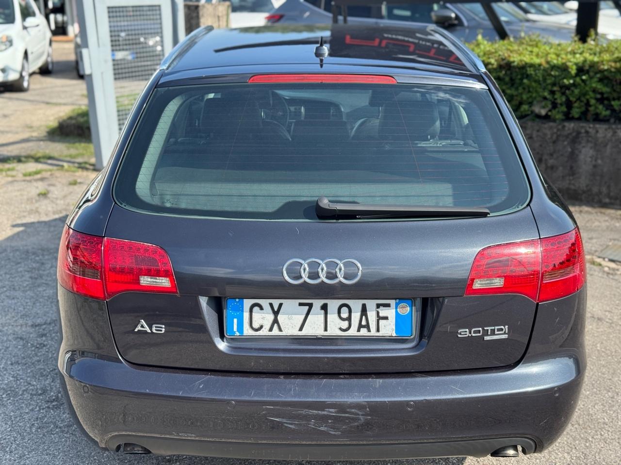 Audi A6 Avant 3.0 V6 TDI quattro tiptronic