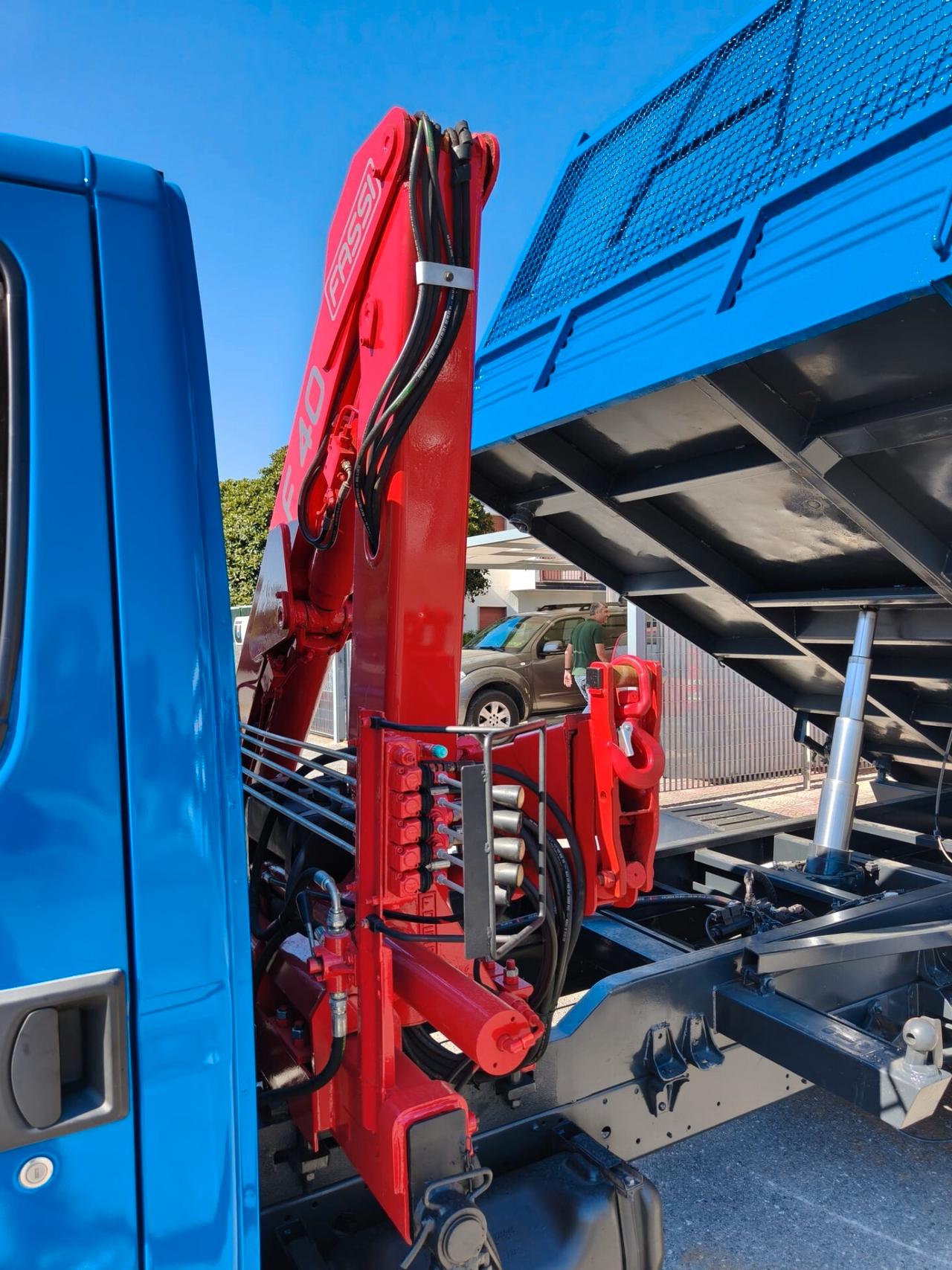 Iveco Daily 35 C15 Ribaltabile + Gru - 2013