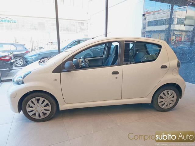 TOYOTA Aygo 1.0 12V VVT-i 5 porte Lounge