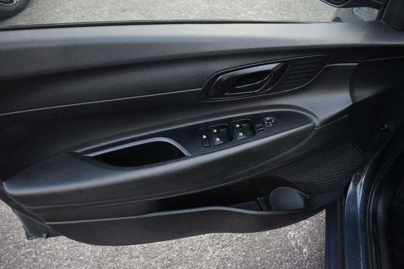 Hyundai i20 i20 1.2 MPI MT Connectline