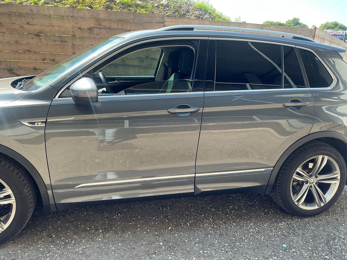 VOLKSWAGEN - Tiguan - 2.0 TDI DSG 4MOTION R-LINE