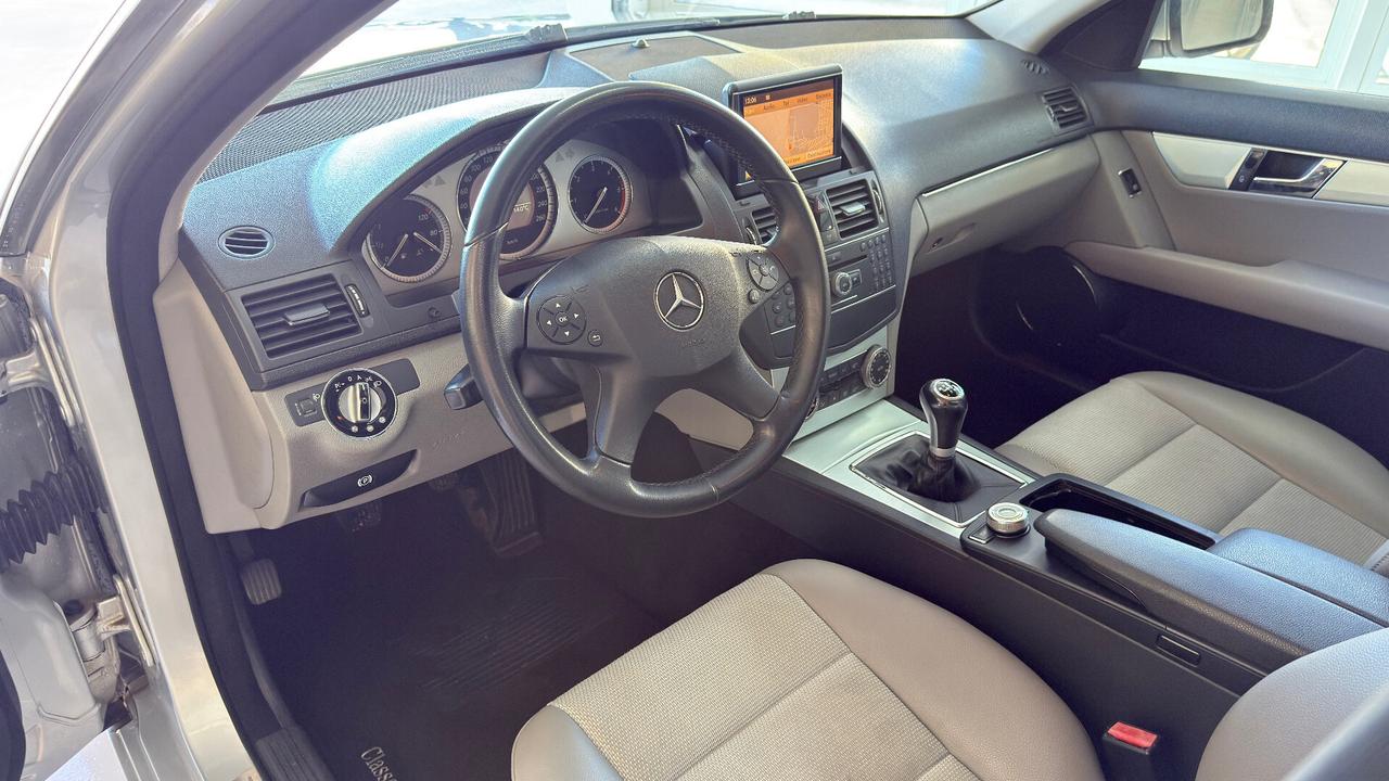 Mercedes-benz C 220 CDI Avantgarde 170cv.