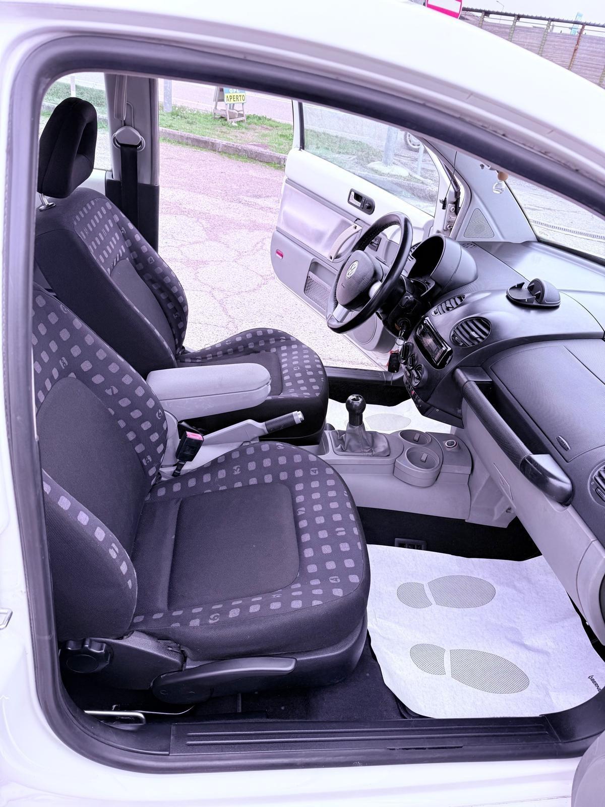 Volkswagen New Beetle 1.9 TDI Ok neopatentati