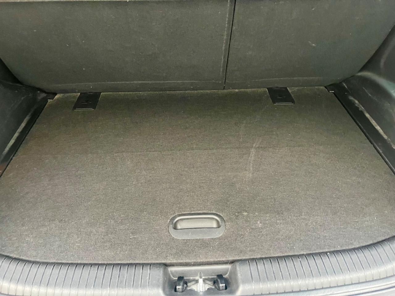 Kia Venga 1.4benz 2010 117.000km per neopatentati