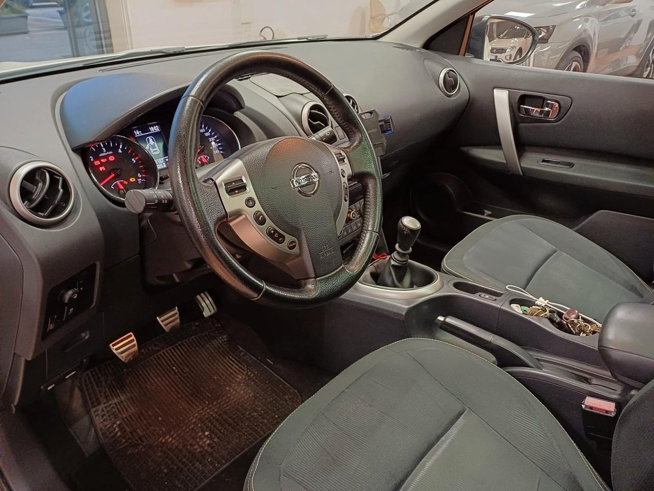 Nissan Qashqai Qashqai+2 2.0 dCi DPF n-tec