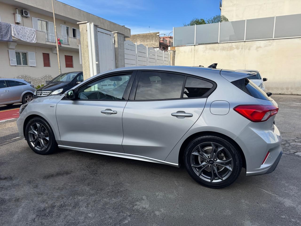 Ford Focus 1.0 BENZINA 125CV ST-Line 2019