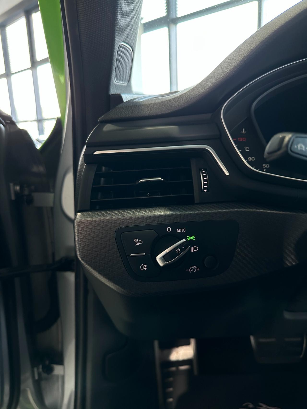 Audi RS4 2.9cc 450cv SediliMassaggianti Matrix B&O Radar TagliandiAudi WRAPPING