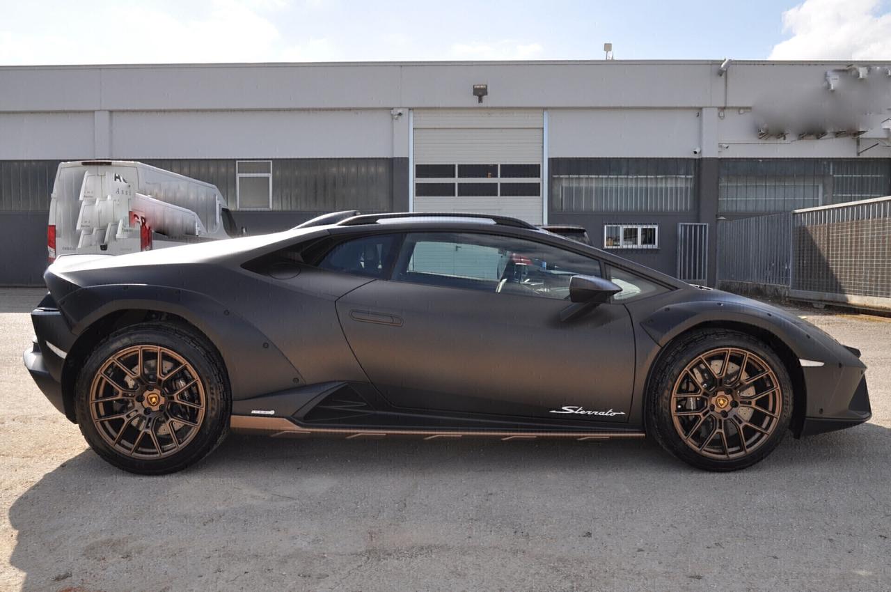 Lamborghini Huracan STERRATO Coupe 5.2 Evo 610 cv awd
