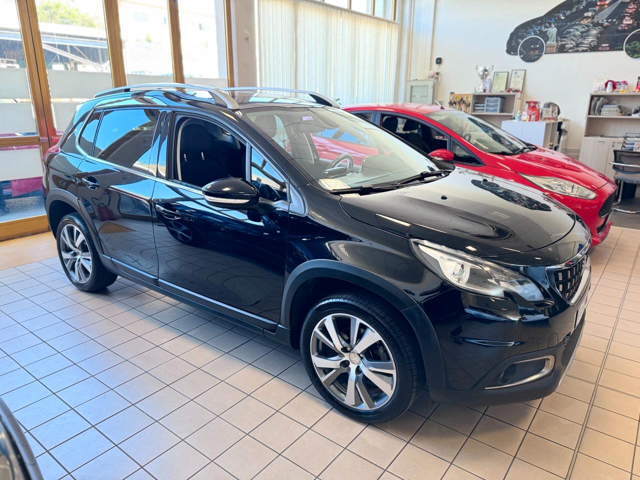 Peugeot 2008 BlueHDi 120 S&S Allure