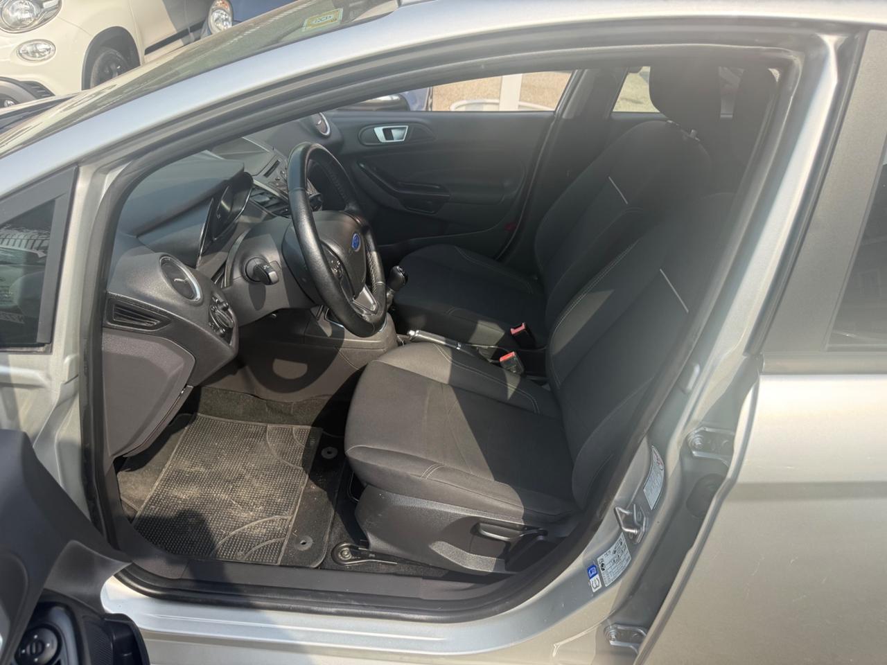 Ford Fiesta 1.5 TDCi 75CV 5 porte Business