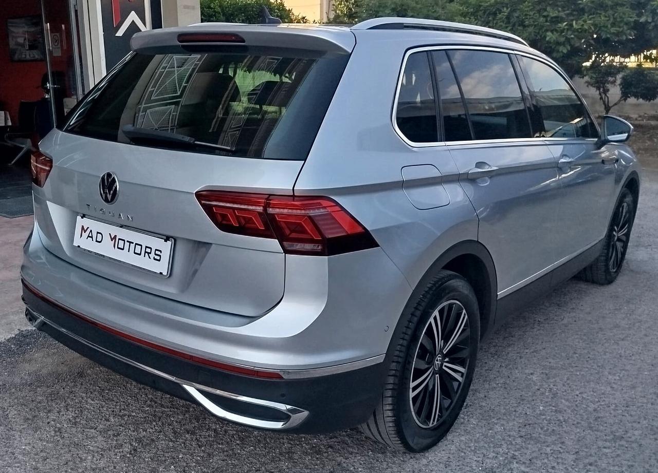 Volkswagen Tiguan 2.0 TDI 150 CV SCR DSG Elegance IVA TETTO 2022